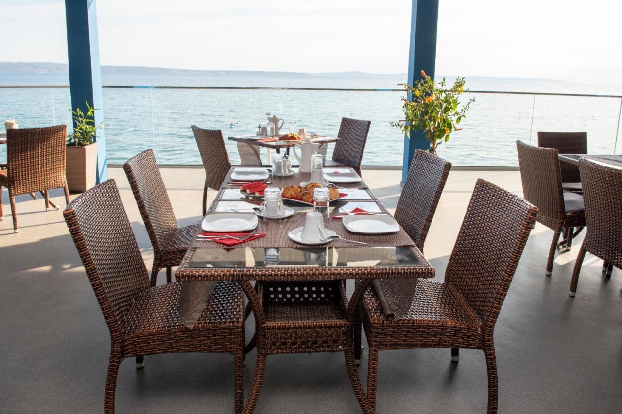 Apartments Zanic On The Beach Podstrana Exterior foto
